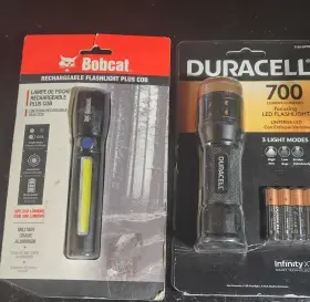 7219-b0 Bobcat Duracell And Rechargeable Cordless Led Flashlight Set 250/700 Lumens