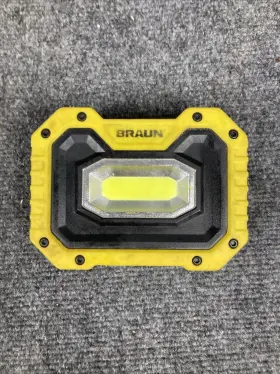 57961 Braun Battery Powered Portable Work Light Works