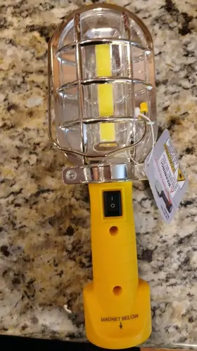 Cob 810447024657 3w Trouble Light With Magnet Base And Swivel Hook