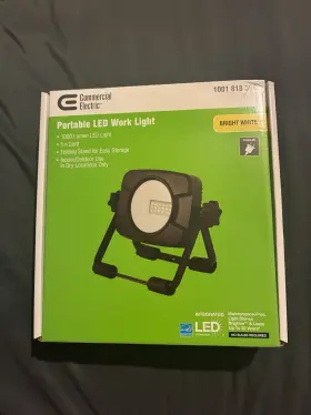 1002-436-120 Commercial Electric 194450190029 Portable Led Work Light 1000 Lumens Black New