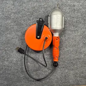 3473942 Craftsman Woods Wire Retractable 20 Cord Reel Work Light