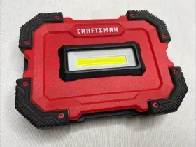 Cmxlaaf8 Craftsman 943777210347 Led Area Light 500 Lumens Aa Batteries Powered Flashlight