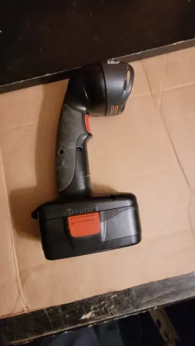 973.113900 Craftsman - 18 Volt Cordless Worklight / Flashlight