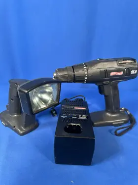 982140-001 Craftsman Drill And Work Light 16.8v Adjustable Head With Case Charger