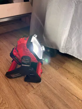 Cmcl030 Craftsman 120v Work Light 20v Max Dc 60hz Small Area Tool Only