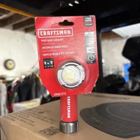 Cmxlfft2 Craftsman 250 Lumens Swivel Led Flashlight