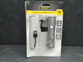 Defiant 194767004071 500 Lumens Led Rechargeable Aluminum Flashlight