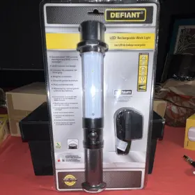 481787 Defiant Rechargeable Led Work Light 200/150 Lm Magnetic Base Ac Adapter