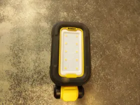 Dcl182 Dewalt 885911880855 Usb Rechargeable Led Task Light