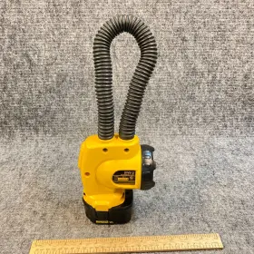 Dc913 Dewalt 12v Cordless Rechargeable Light Flex Head Work With Battery