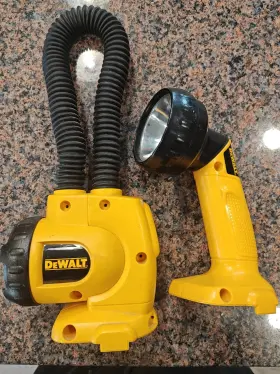 Dw904 Dewalt Dw917 And 12v Rechargeable Work Lights