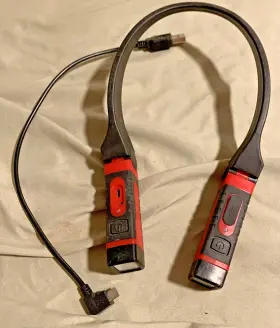 Nk15 E-z Red 008965000967 Ez Anywear 300 Lumen Mechanics Rechargeable Neck Lights