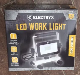 Electryx 840227323861 1200 Lumens Led Work Light With 5ft Power Cord And Universal Tripod