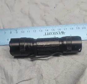 Pmht1l Energizer Led Flashlight Cr123 3v Black Aluminum Pocket Clip 9cm
