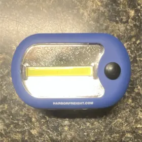 63791 Harbor Freight Blue Led Worklight Portable Magnetic Handheld Battery Powered
