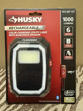 Husky 820909916390 1000 Lumen Led Utility Light / Magnetic Stand And Blutooth Speakers