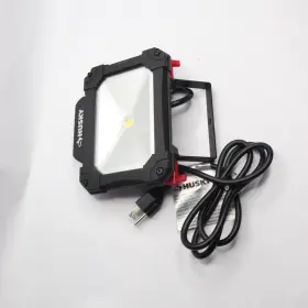 K40170y Husky Portable Led Work Light 2000 Lumens