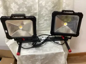 T-294 Husky T-293 Led Portable Worklight Double Head Corded Black And