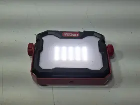 P15022497 Hyper Tough 820909070610 Worklight/with Charger