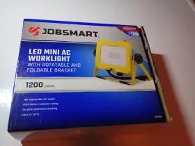 Jobsmart 749394396770 1 200 Lumen Led Mini Ac Work Light With Rotatable And Foldable Bracket New