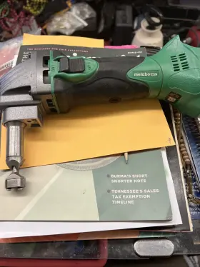Cn18dslq4 Koki Holdings America Ltd Metabo Cn 18dsl 18v Multivolt Cordless Nibbler Tool Only - No Battery