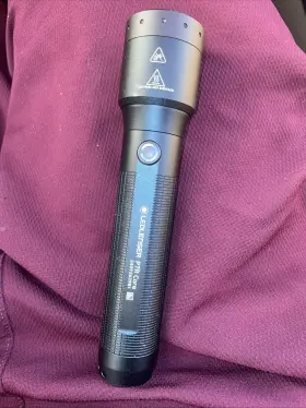 502181 Ledlenser P7r Core Flashlight Led