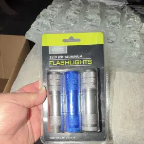 Living Solutions 360246 3-pack 9-led Aluminum Flashlights Silver/blue Uses 3 Aaa