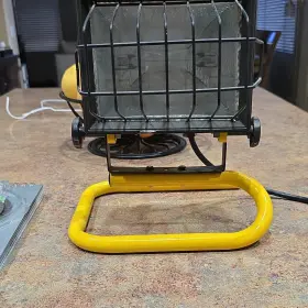 Wl500sp-h Luminar Yellow Halogen Portable Corded Worklight Free Standing Metal Frame