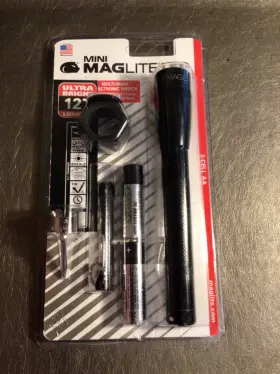 Sp2201c Mag-lite 038739536736 Maglite Mini Led 2-cell Aa Flashlight Combo 127 Lumens