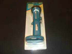 Makita 088381027809 Rechargeable Pivoting Head Work Flashlight New