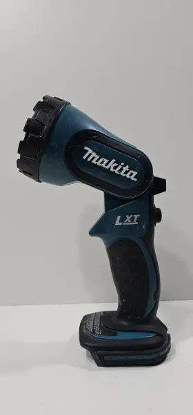 P13008621 Makita Dml185 18v Cordless Flashlight