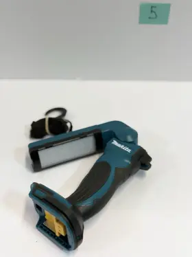 Ml801 Makita Rechargeable Led Work Light Body Only 14.4v/18v Free Shipping