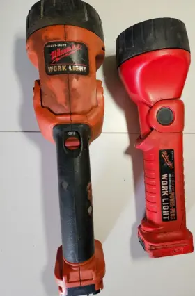 14-46-1800 Milwaukee 12 - 14.4 Volt Ni-cd Worklight/flashlight Parts Lot Of 2