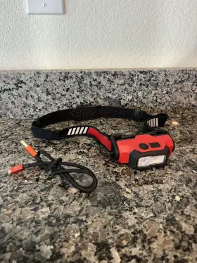 2116-20 Milwaukee 2116-21 Head Lamp - Black Rechargeable 600 Lumens