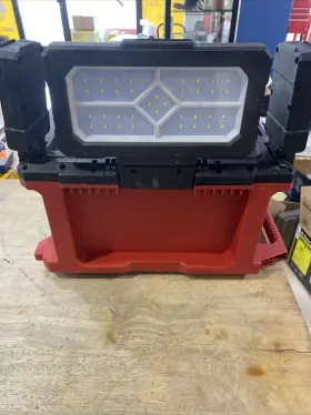 2357-20 Milwaukee 235720 M18 Packout Li-ion Worklight Battery Charging Station