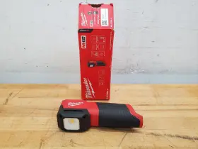Cml-0 Milwaukee Original M12 Light Lighting Bare Tool - Open Box