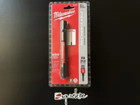 Cpo-miln2105 Milwaukee 250 Lumens Internal Rechargeable Penlight With Laser 2010r