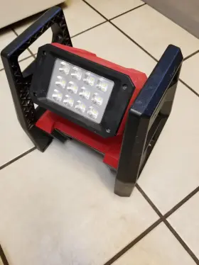 2360-20 Milwaukee Tools M18 Dual Power Led Hp Flood Light