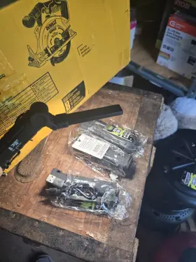 20237 Performance Tool Lot 4 Pivoting Thin Work Light Lamp 150 Lumen Flash