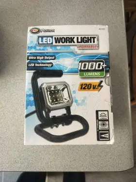 W2401 Power Led Worklight Portable 120v 1000 Lumens Ultra High Output Foam Handle