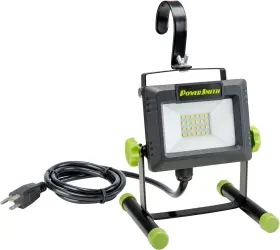 Pwls020h Powersmith 2000 Lm Led Work Light Weatherproof Tiltable Portable With Large Adju