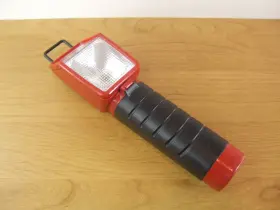 10059.011425 Rayovac Vintage Tandem Work Light Flashlight Spot Flood Red Black D Cell Battery
