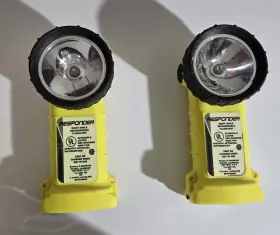 Responder 500200-n Right Angle Rechargeable Flashlight 4.8v Nicd 4-batt Yellow/black
