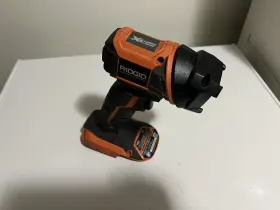 R8694b Ridgid Cordless Torch Light Hex Grip Rotating Head 330 Lumens 18 Volt Tool Only