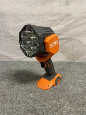 R8699 Ridgid 18v Cordless Led Spotlight Tool Only