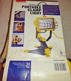 83975 Rightlight 250 Watt Portable Halogen Work Light With Clamp - New In Open Box
