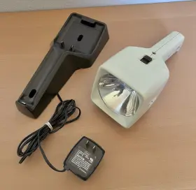 900.17530 Sears Vintage Roebuck Cordless Light With Charger -parts Not Working Read