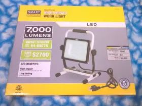 370-3762 Smart Electrician 7000 Lumen Led Portable Work Light 64 Watts Brand New