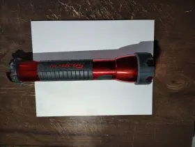 Snap-on 099198921501 Tools 2 D-cell Flashlight Model 92150 With Extra Xenon Bulb