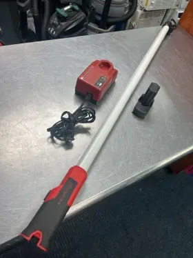 Quc023068 Snap-on Ctluh761 Used Worksite Light With Battery&charger